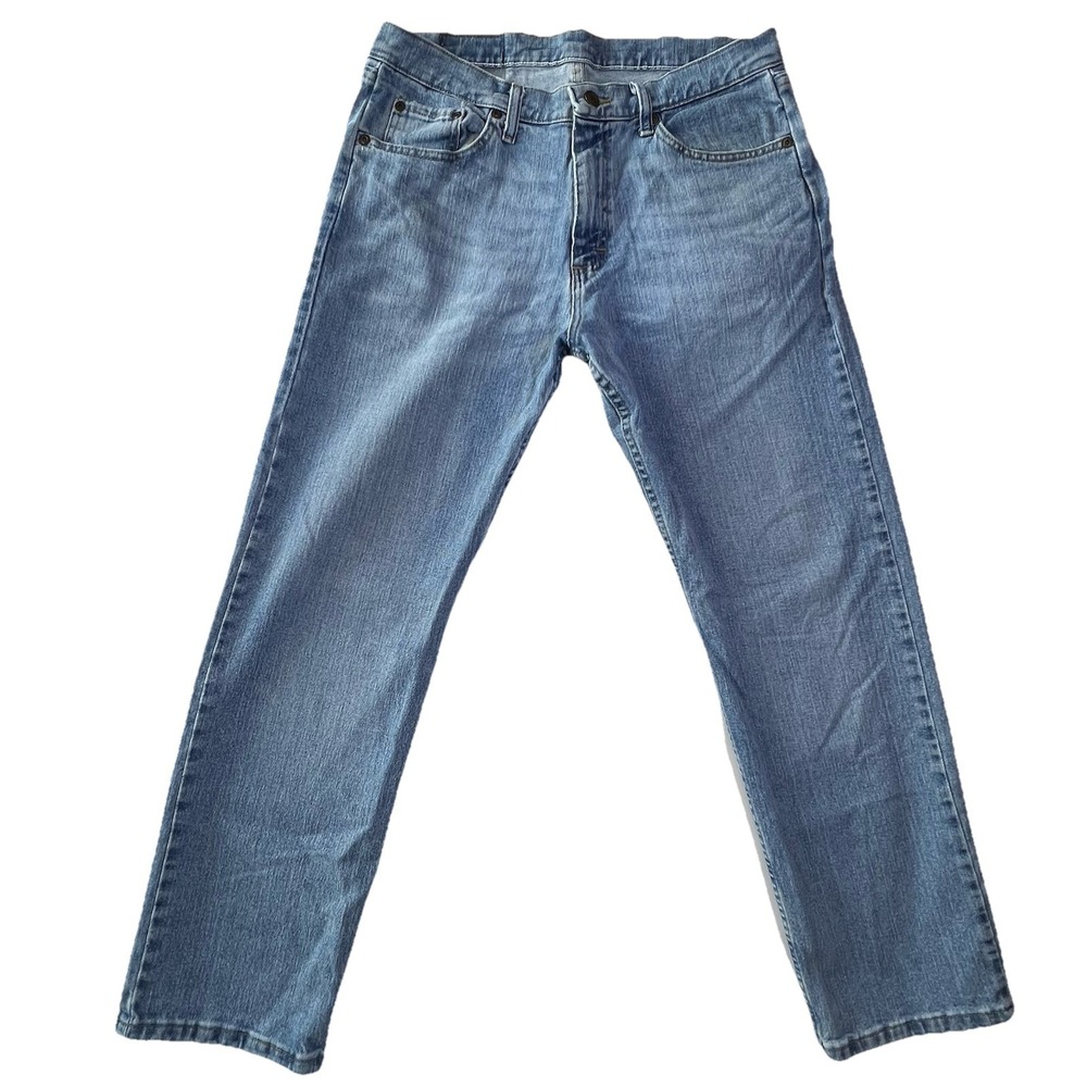 Wrangler Men's Straight Jeans Medium Blue Denim